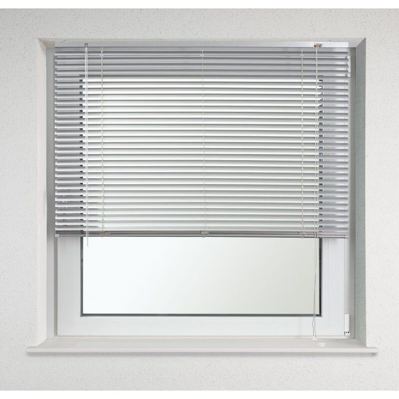 Custom Made Blinds provide fresh window appearance to improve the appearance of your room.